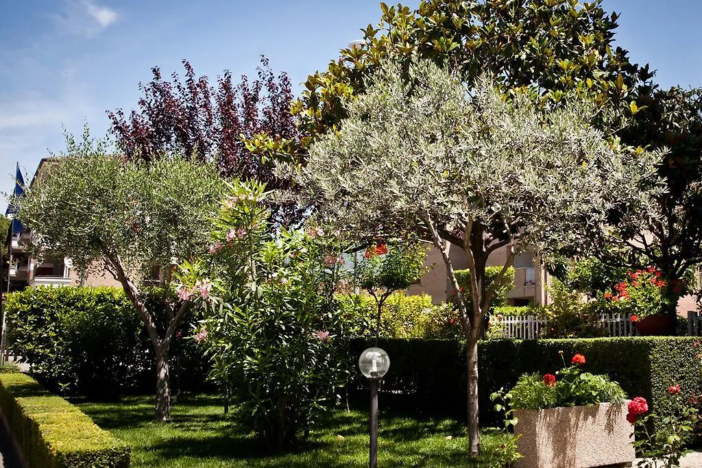 Hotel Vignola-1